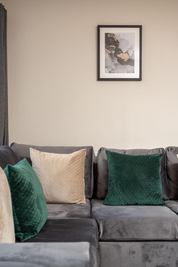 The Oaklands - Luxury Spacious 6-Bed, Near Solihull, Birmingham City, Jlr, Nec, Airport, Resorts World, Hs2 Exteriér fotografie